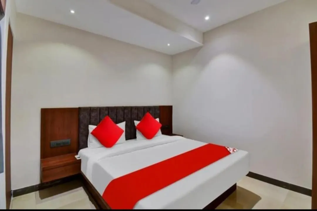 Hotel Maharaja Udaipur 2*,  India