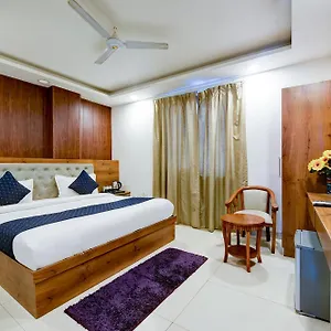 Glory Inn Near Delhi International Airport 4* New Delhi